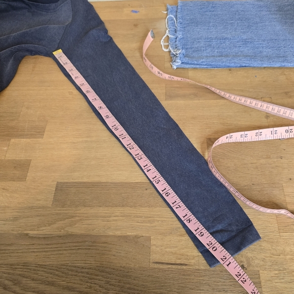 Onyx Athletica Seamless Cropped Long Sleeve Top S - Picture 8 of 10